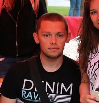 32884854_1523871804408067_1000750336568197120_n (1).jpg