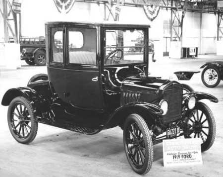 1908. Ford Model T.jpg